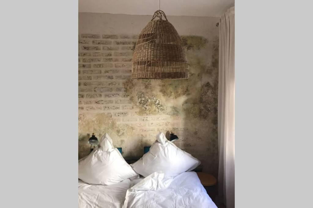Wunderschoene Wohnung Mit Blick Auf Die Weinberge Neustadt an der Weinstrasse Exterior photo